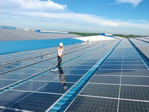 Solar Đức Thiên Phát vệ sinh Pin