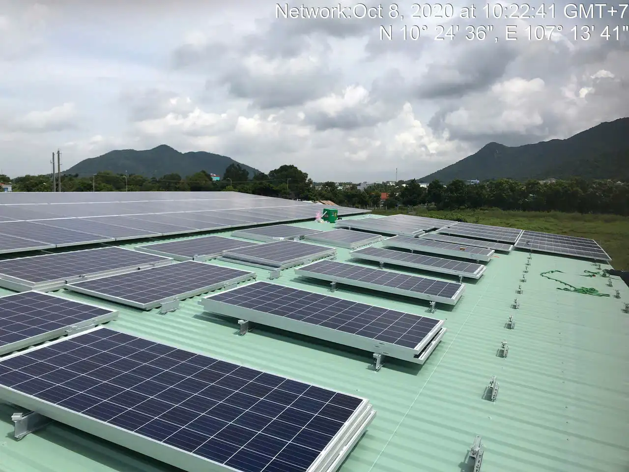 Điện năng lượng mặt trời Đức Thiên Phát thi công tấm pin áp mái hệ 50KW