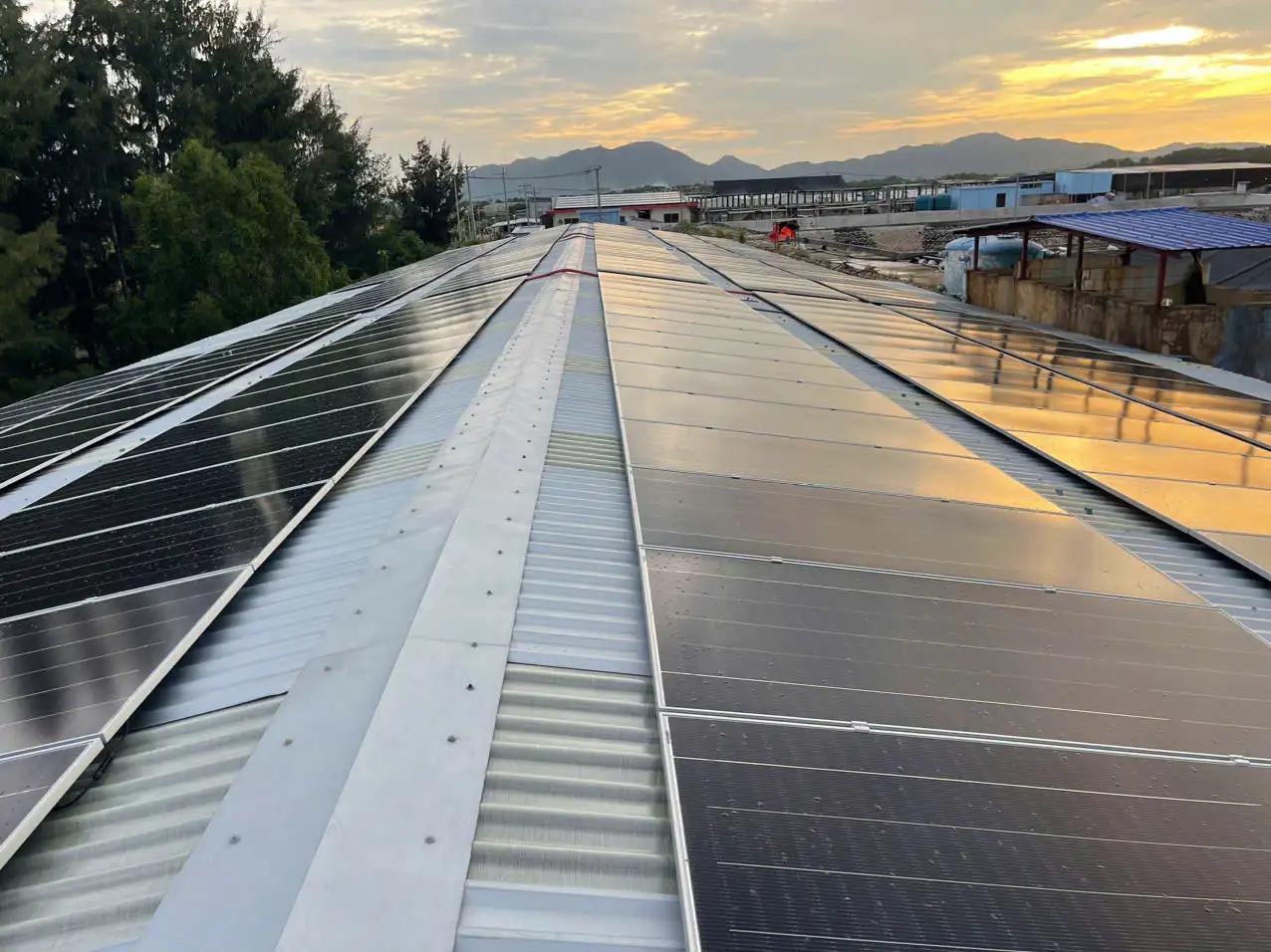 hinh mai pin phuoc hai